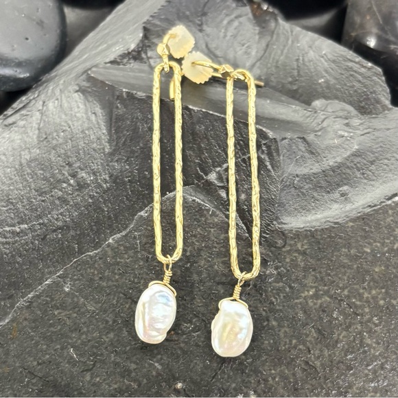 LIZA SHTROMBERG 14k Gold Rectangle Earrings w/ Pearl Drops - Picture 1 of 4